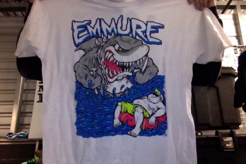 EMMURE SHARK T-SHIRT